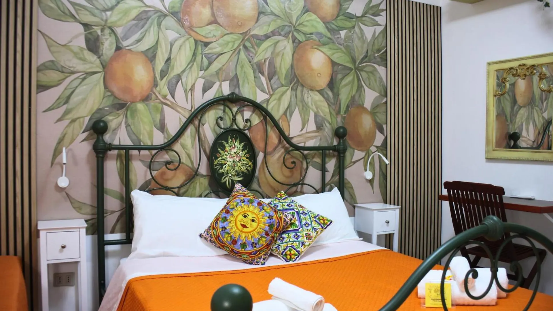 Orange Lemon Garden Palermo Apartment Italy